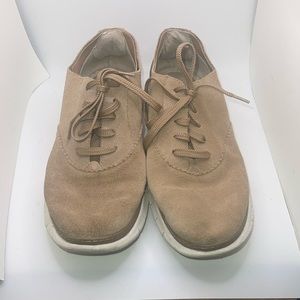 Vionic Women's Size 8.5 Taylor Tan Lace-Up Low Top Lightweight Casual Sneakers